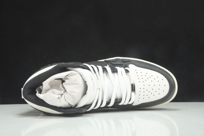 AM1R1 SNEAKERS
