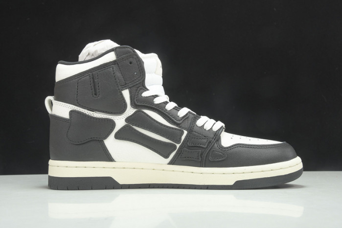 AM1R1 SNEAKERS
