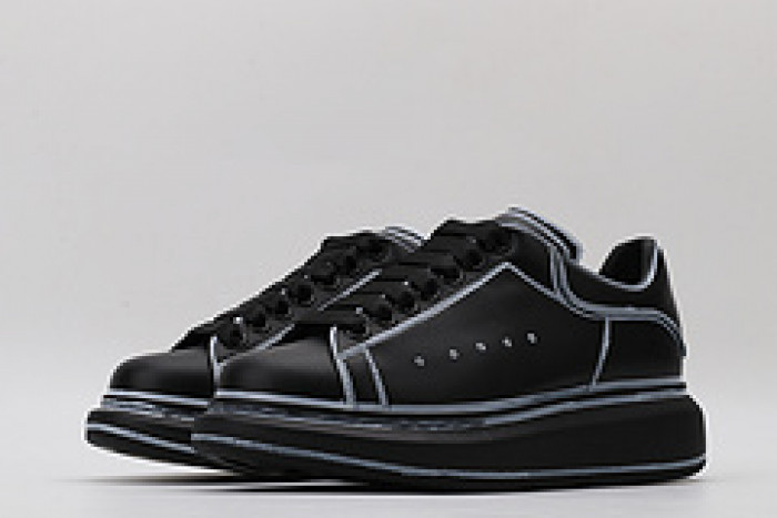 Alexander McQueen sneaker