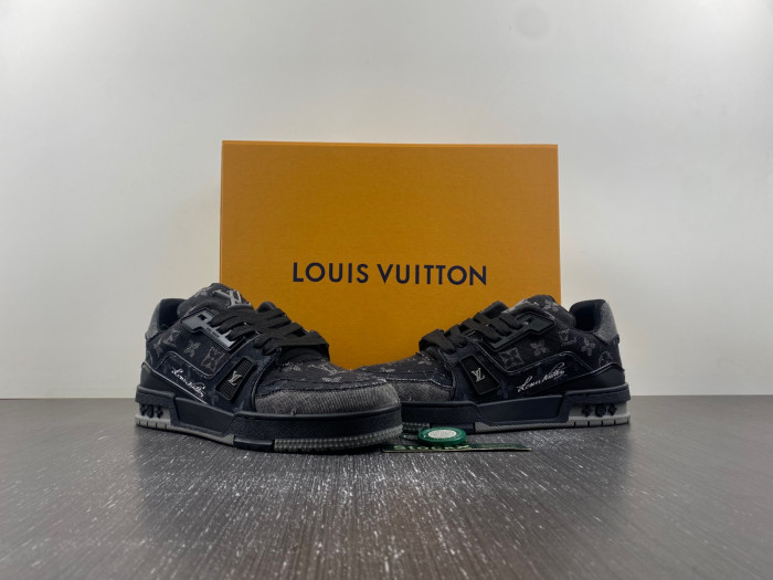 L&V SNEAKERS