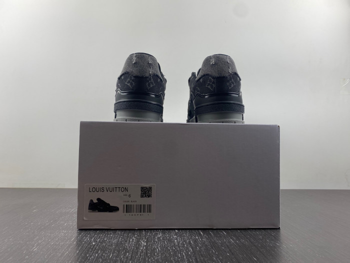 L&V SNEAKERS