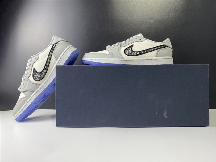Jordan 1 Retro low