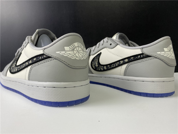 Jordan 1 Retro low