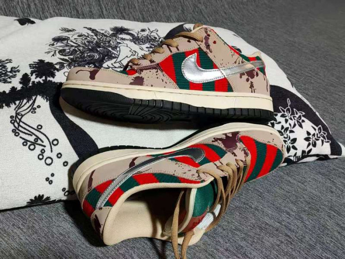 NIKE SB Dunk Low “Freddy Krueger” 313170-202