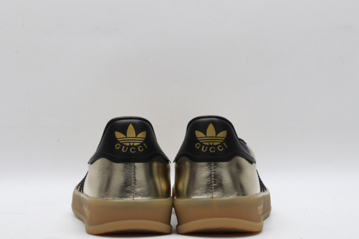 Adidas Sneaker