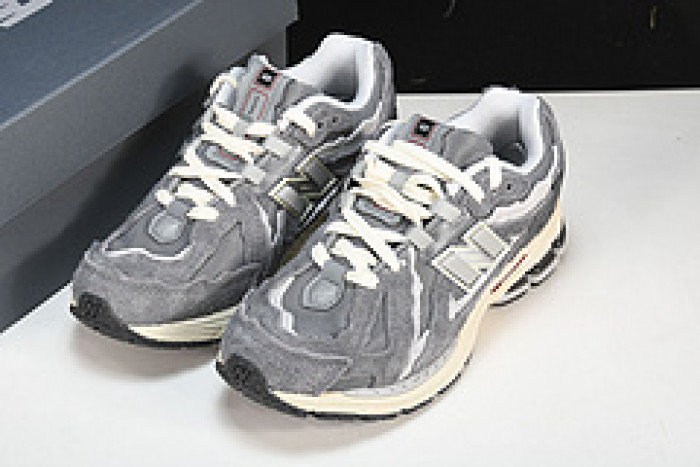 New Balance 1906