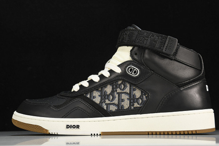 DI*O*R B27 PANKICK