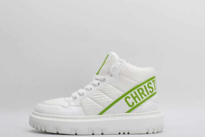 D designer sneaker