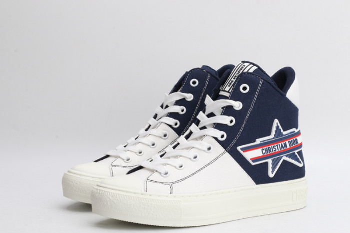 D designer sneaker