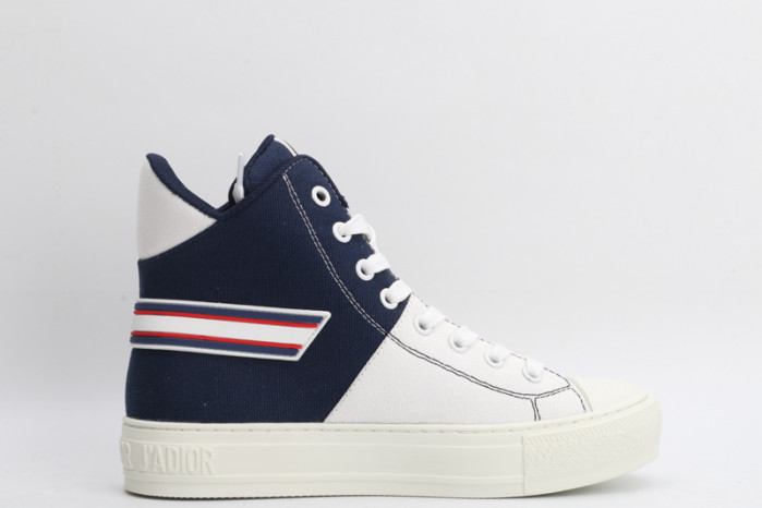 D designer sneaker