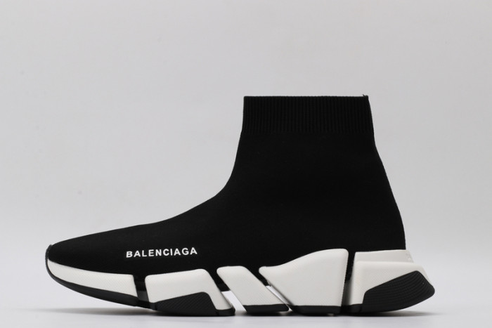 BLEN SPEED TRAINER BLACK WITH WHITE BATTOM 627821