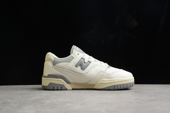 New Balance 550