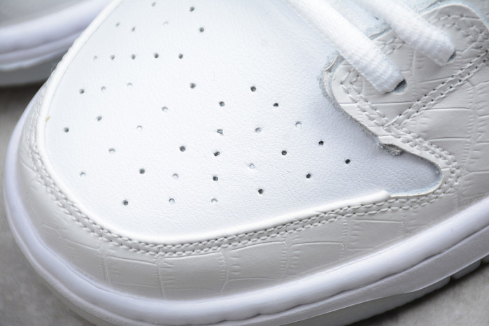 nike sb dunk low diamond S*pply co white diamond bv1310-100