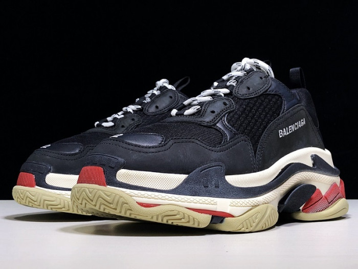 BLEN Triple S Black White Red 483513-W06E1-1000