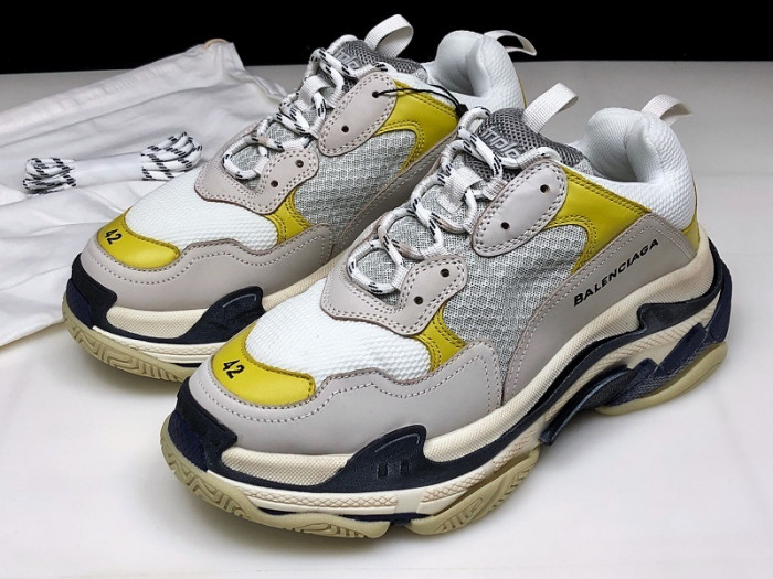BLEN Triple S DSM 483513-W06F1-9080