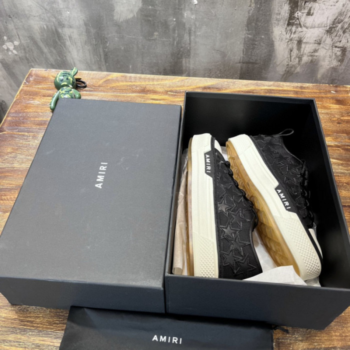 AM1R1 SNEAKERS