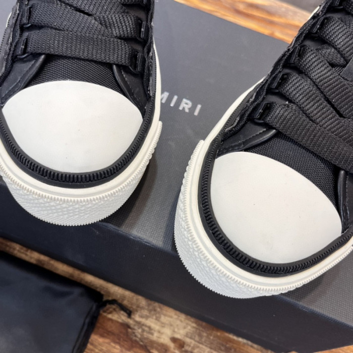 AM1R1 SNEAKERS