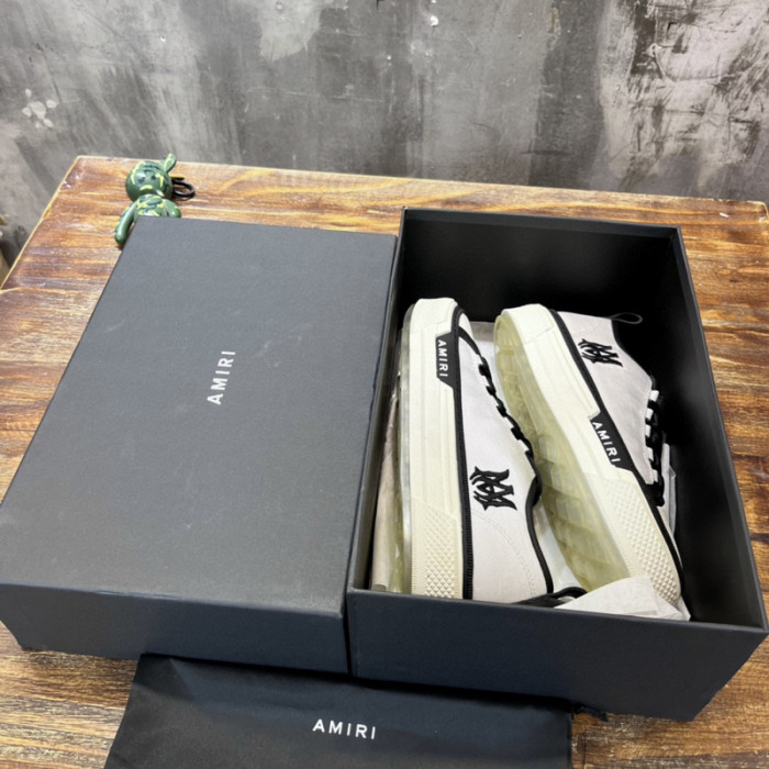 AM1R1 SNEAKERS