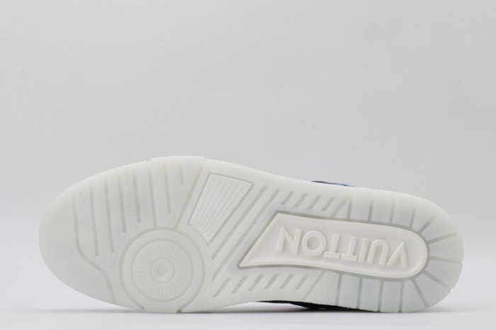 L&V SNEAKERS