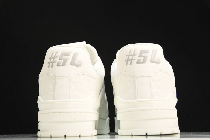 L&V SNEAKERS