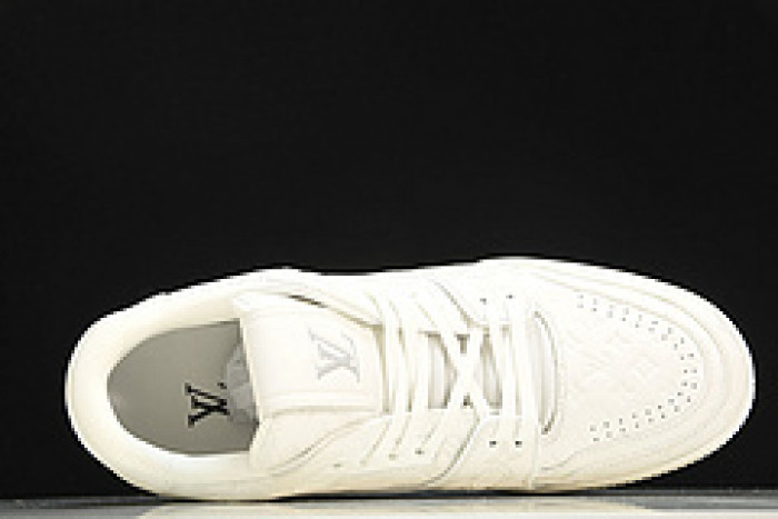 L&V SNEAKERS