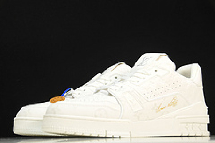 L&V SNEAKERS