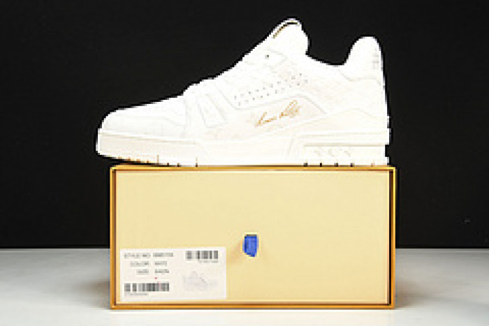 L&V SNEAKERS