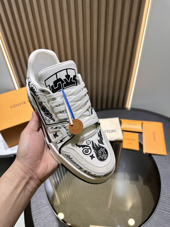L&V SNEAKERS