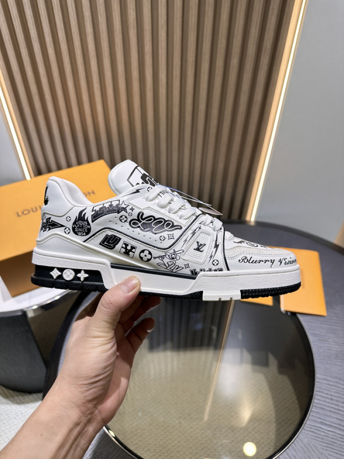 L&V SNEAKERS