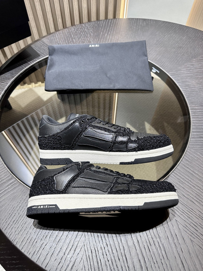 AM1R1 SNEAKERS