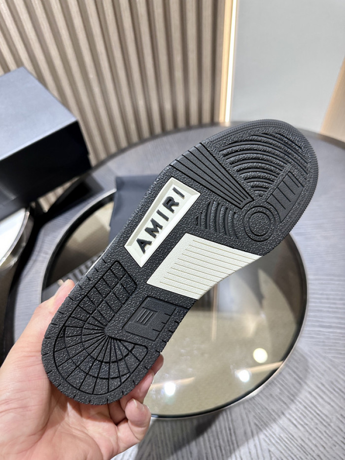 AM1R1 SNEAKERS