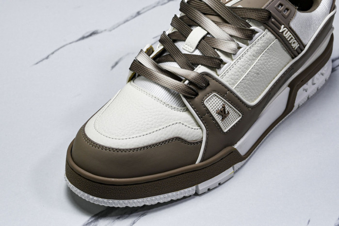 L&V SNEAKERS