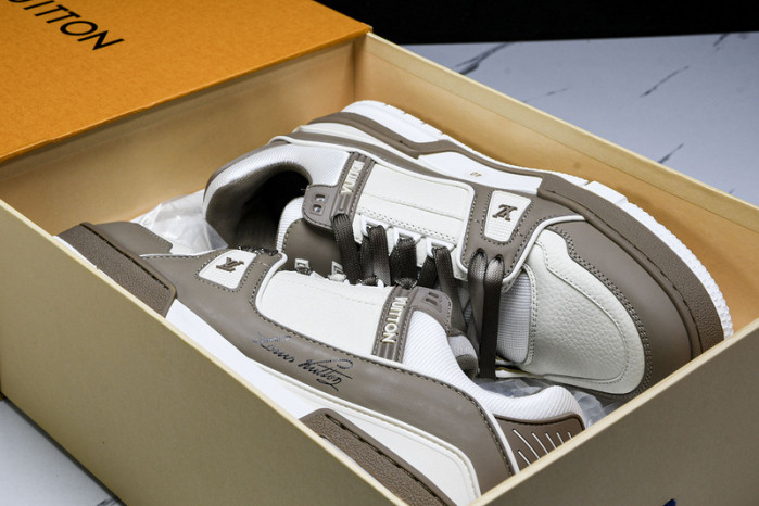 L&V SNEAKERS