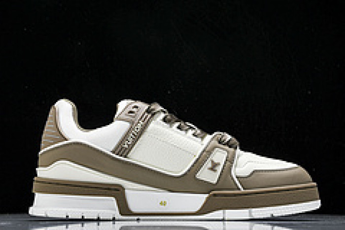 L&V SNEAKERS