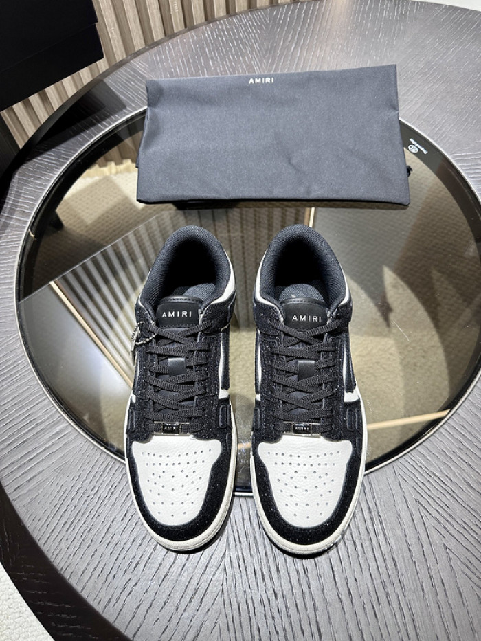 AM1R1 SNEAKERS