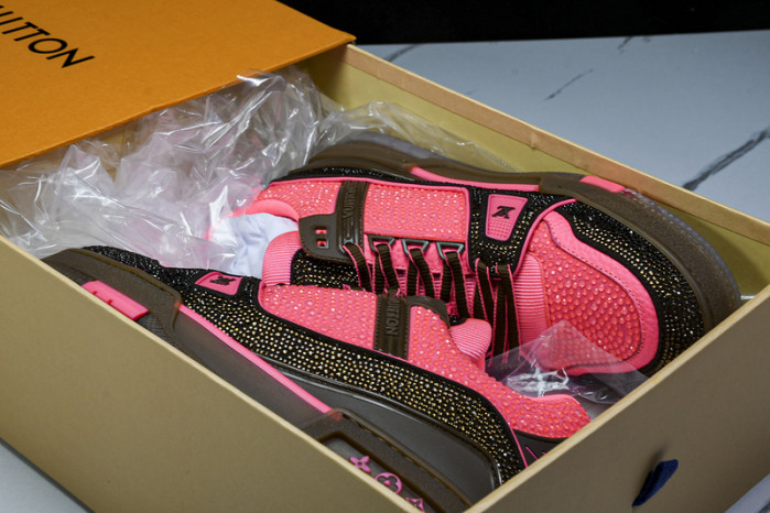 L&V SNEAKERS