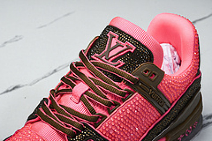 L&V SNEAKERS