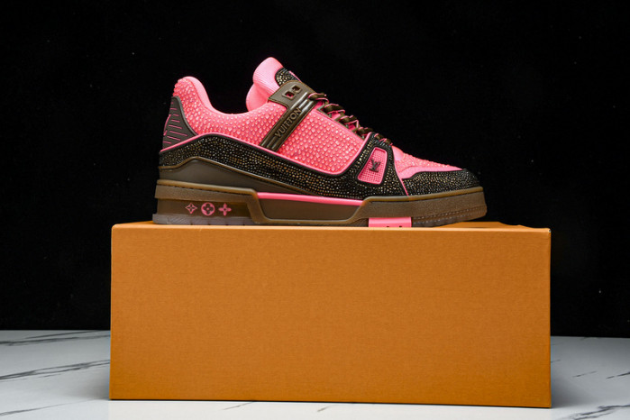 L&V SNEAKERS
