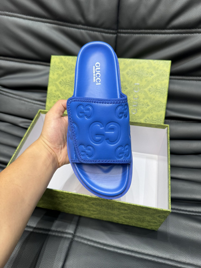 G DESIGNER SLIPPERS