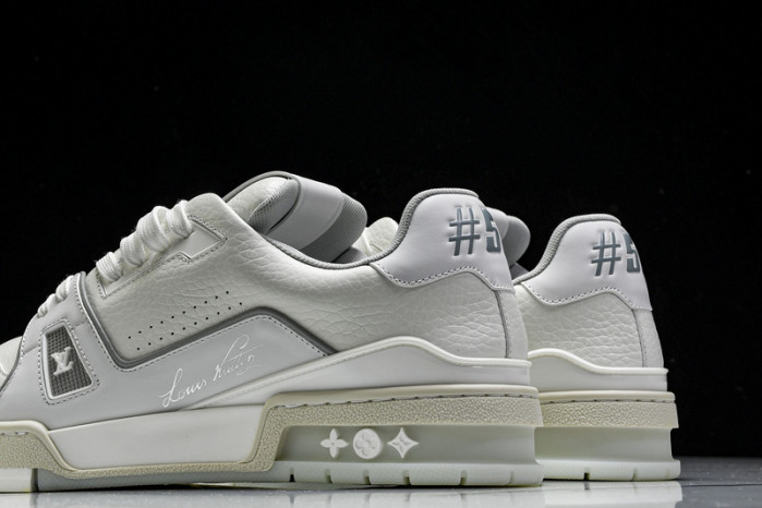 L&V SNEAKERS