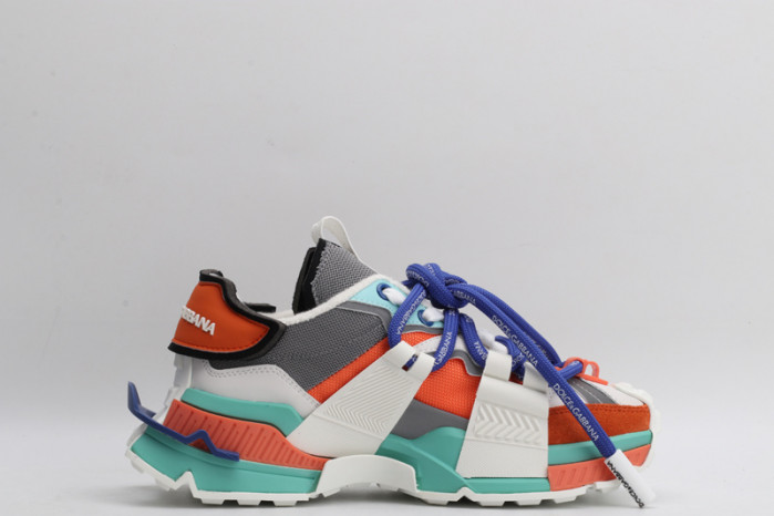 DG sneaker