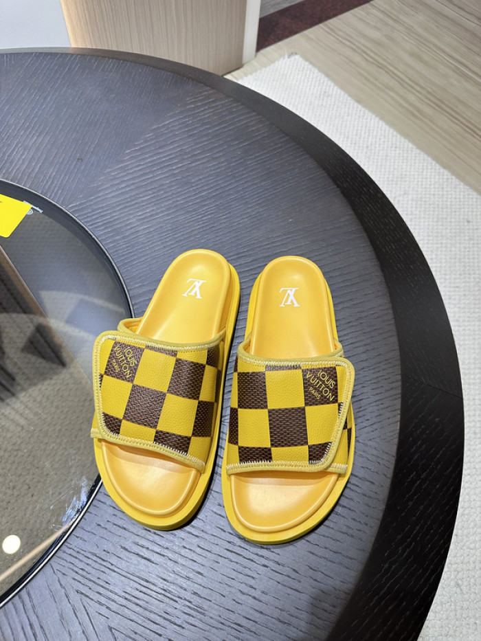 L&V SLIPPERS