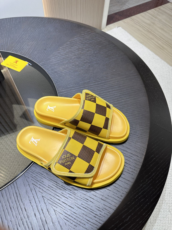 L&V SLIPPERS