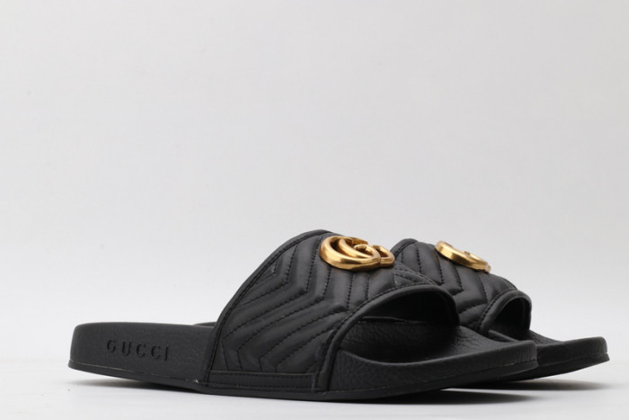 G DESIGNER SLIPPERS
