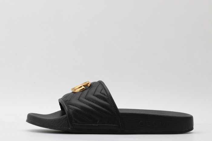 G DESIGNER SLIPPERS