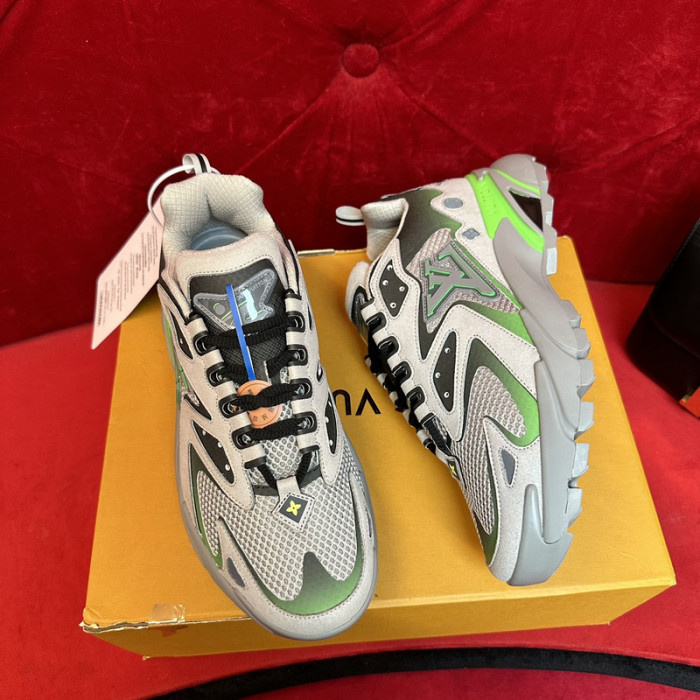 L&V SNEAKERS
