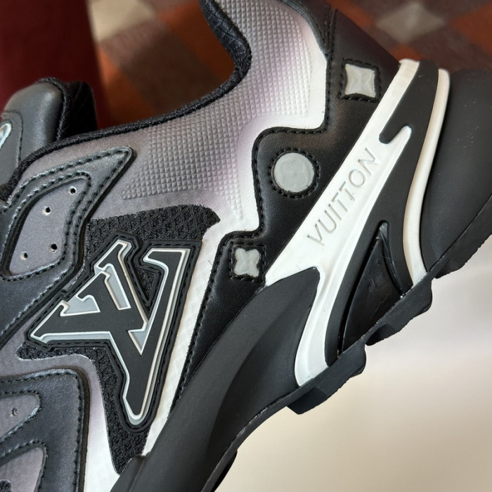 L&V SNEAKERS
