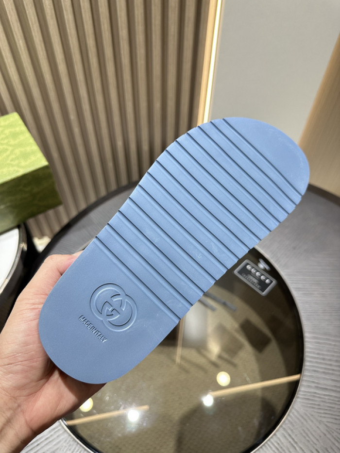 G DESIGNER SLIPPERS