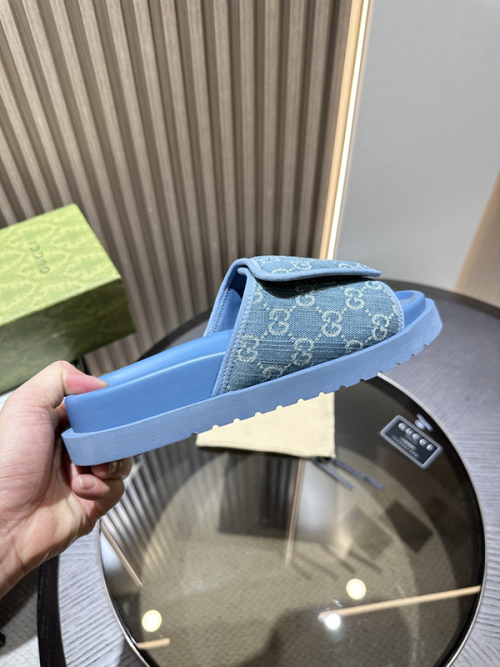 G DESIGNER SLIPPERS