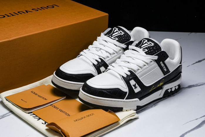 L&V SNEAKERS